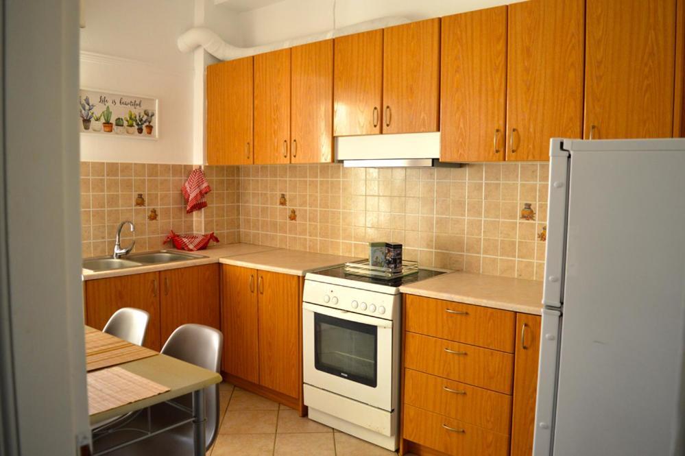 Aggeliki'S Apartment Ermoupoli Luaran gambar